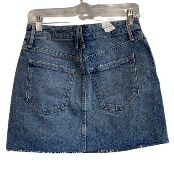 Good American Good Waist Mini Skirt Indigo900 Zip Close Light Wash Sz 4/27 - Picture 3 of 5